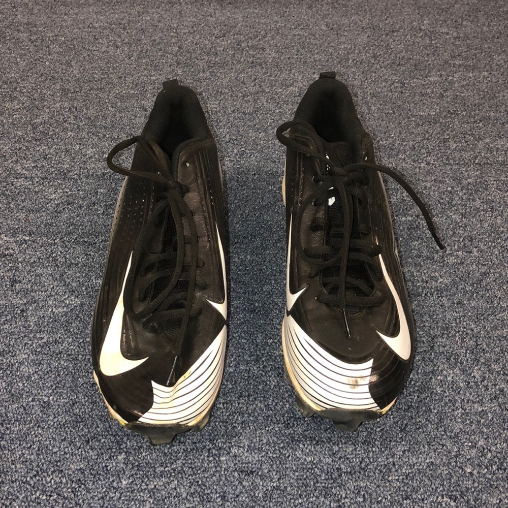 NIKE Vapor low top rubber cleats